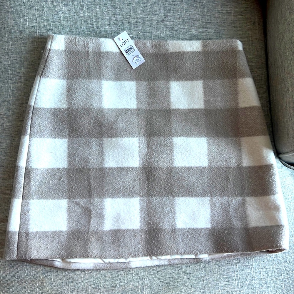 Loft size 8 winter skirt - never worn